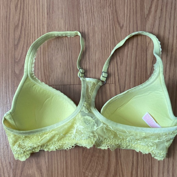❤️ Victoria’s Secret Racerback Perfect Coverage Bra 34C Yellow - Picture 8 of 8